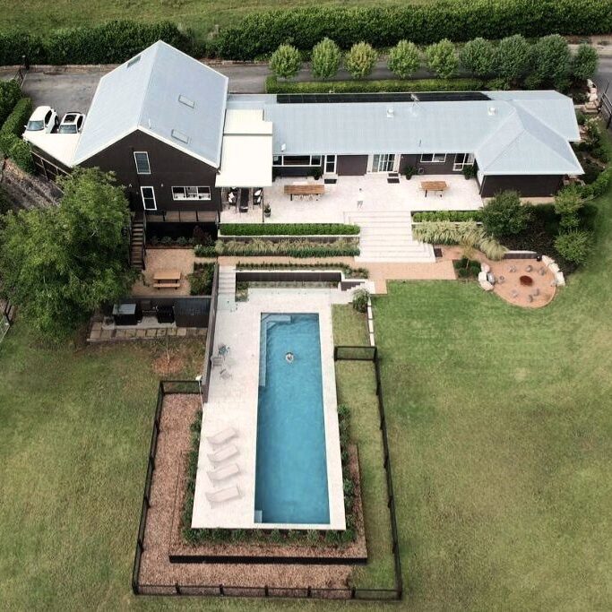 Hillgate luxury Berry group accommodation from above